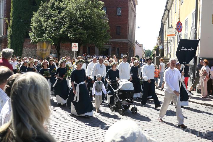 Dziesmu svētku gājienā, Rīgā, 2013. gadā